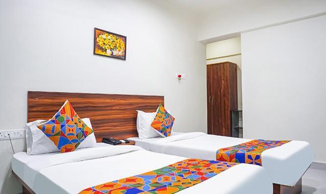 Hotel Dhd Deluxe - New Delhi Railway Station エクステリア 写真